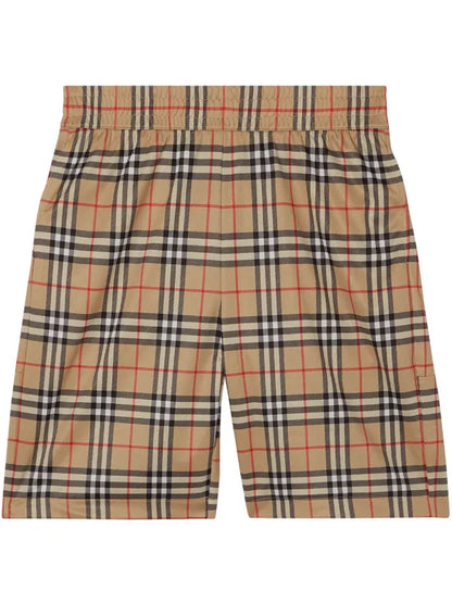 Burberry short - Featurehead